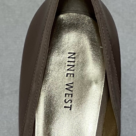 Nine West I'm The Boss Pointy Pumps Shoe, Size 11M - Picture 2 of 10